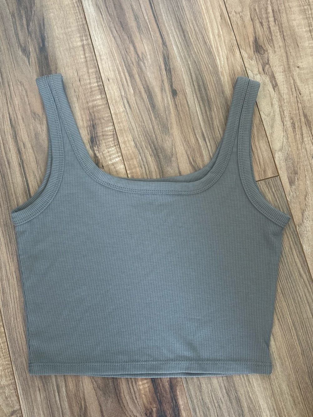 Ribbed Cropped Tank Top - Gray